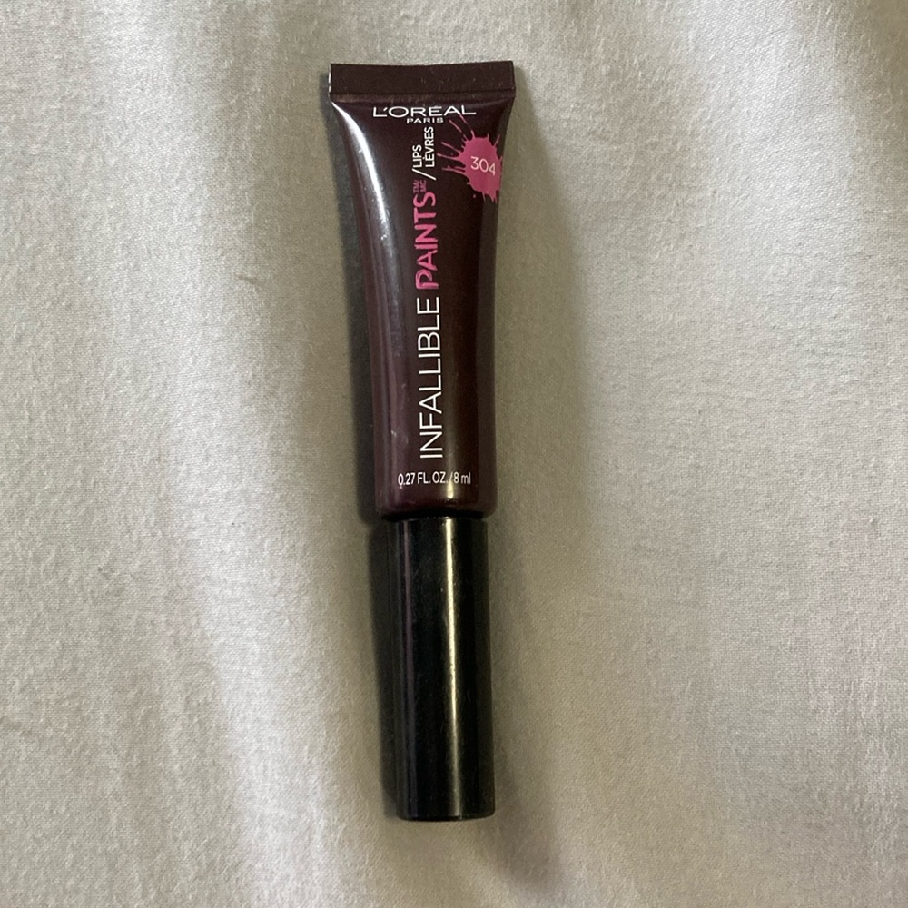 L'Oreal bewitching Bordeaux lipstick